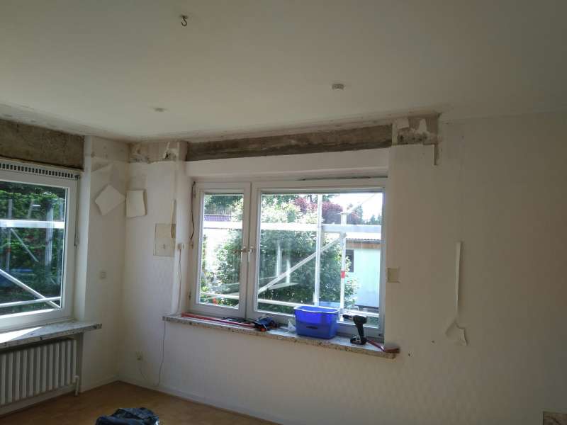 BAU.DE / BAU-Forum: 2. Bild zu Frage "Schmaler Sturz oder Ringanker: Unterschiede, Funktion & Notwendigkeit im Altbau?" im BAU-Forum "Modernisierung / Sanierung / Bauschäden" BAU.DE / BAU-Forum: 2. Bild zu Frage "Schmaler Sturz oder Ringanker: Unterschiede, Funktion & Notwendigkeit im Altbau?" im BAU-Forum "Modernisierung / Sanierung / Bauschäden"