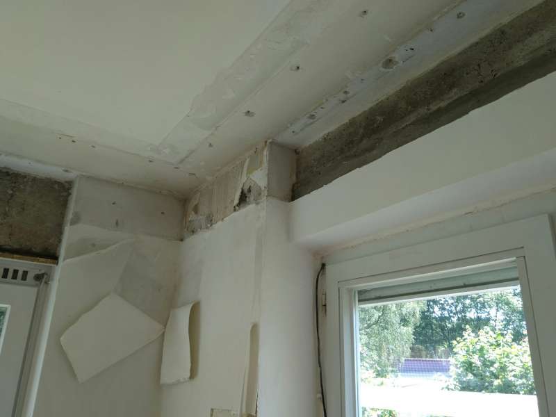 BAU.DE / BAU-Forum: 4. Bild zu Frage "Schmaler Sturz oder Ringanker: Unterschiede, Funktion & Notwendigkeit im Altbau?" im BAU-Forum "Modernisierung / Sanierung / Bauschäden" BAU.DE / BAU-Forum: 4. Bild zu Frage "Schmaler Sturz oder Ringanker: Unterschiede, Funktion & Notwendigkeit im Altbau?" im BAU-Forum "Modernisierung / Sanierung / Bauschäden"