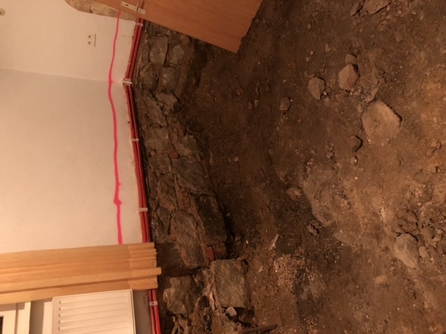 BAU.DE / BAU-Forum: 5. Bild zu Frage "Bodenaufbau Sanierung: Kosten, Materialien & Vorgehensweise im Überblick" im BAU-Forum "Modernisierung / Sanierung / Bauschäden" BAU.DE / BAU-Forum: 5. Bild zu Frage "Bodenaufbau Sanierung: Kosten, Materialien & Vorgehensweise im Überblick" im BAU-Forum "Modernisierung / Sanierung / Bauschäden"