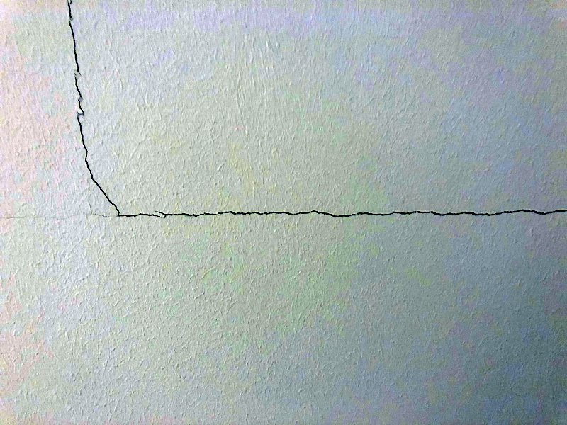 BAU.DE / BAU-Forum: 1. Bild zu Frage "Setzrisse im Mauerwerk innen" im BAU-Forum "Modernisierung / Sanierung / Bausch&auml;den"