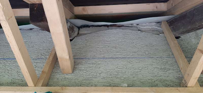 BAU.DE / BAU-Forum: 2. Bild zu Antwort "Korrektur" auf die Frage "Steinbewegung unter Fu&szlig;pfette: Ursachen, Risiken & Sanierung bei Altbau?" im BAU-Forum "Modernisierung / Sanierung / Bausch&auml;den"