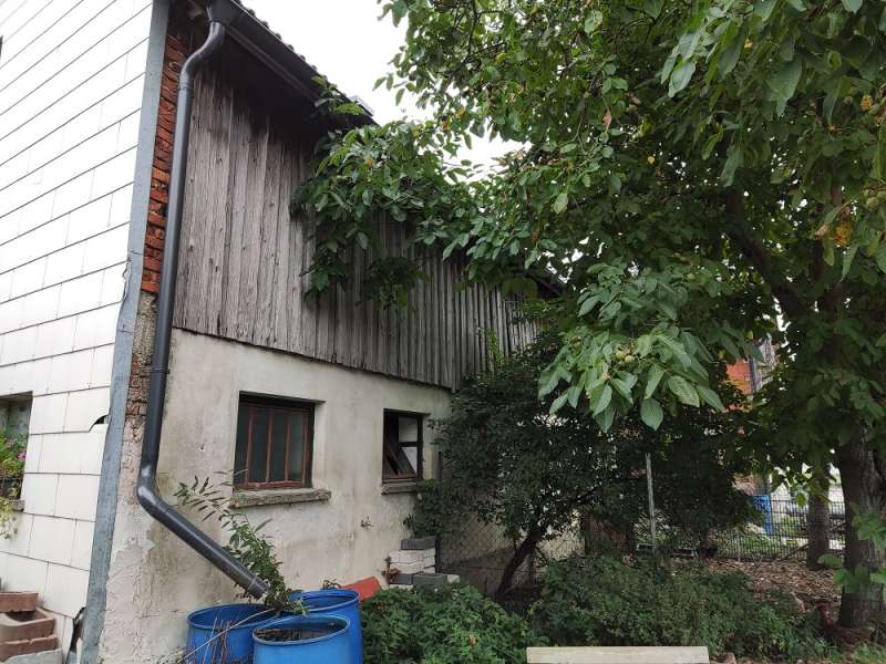 BAU.DE / BAU-Forum: 2. Bild zu Frage "Besch&auml;digte Au&szlig;enwand &nbsp;-&nbsp; Statisch gef&auml;hrlich?" im BAU-Forum "Modernisierung / Sanierung / Bausch&auml;den"