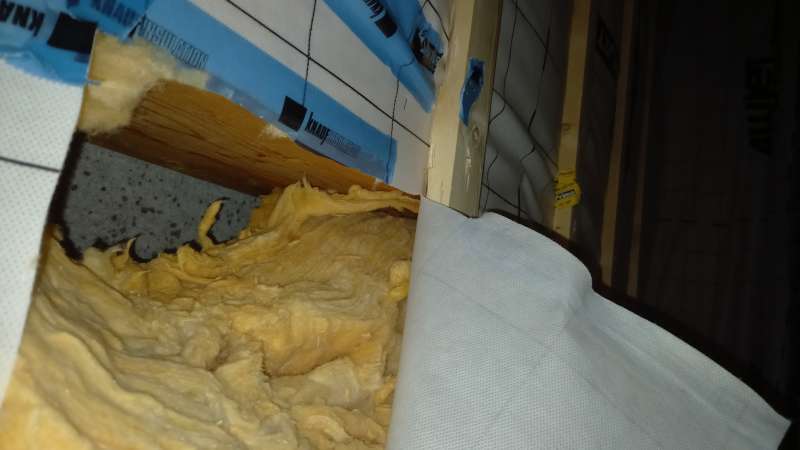 BAU.DE / BAU-Forum: 4. Bild zu Frage "Wasser an der USP. Trotz d&auml;mmund und Dampfbremse" im BAU-Forum "Modernisierung / Sanierung / Bausch&auml;den"