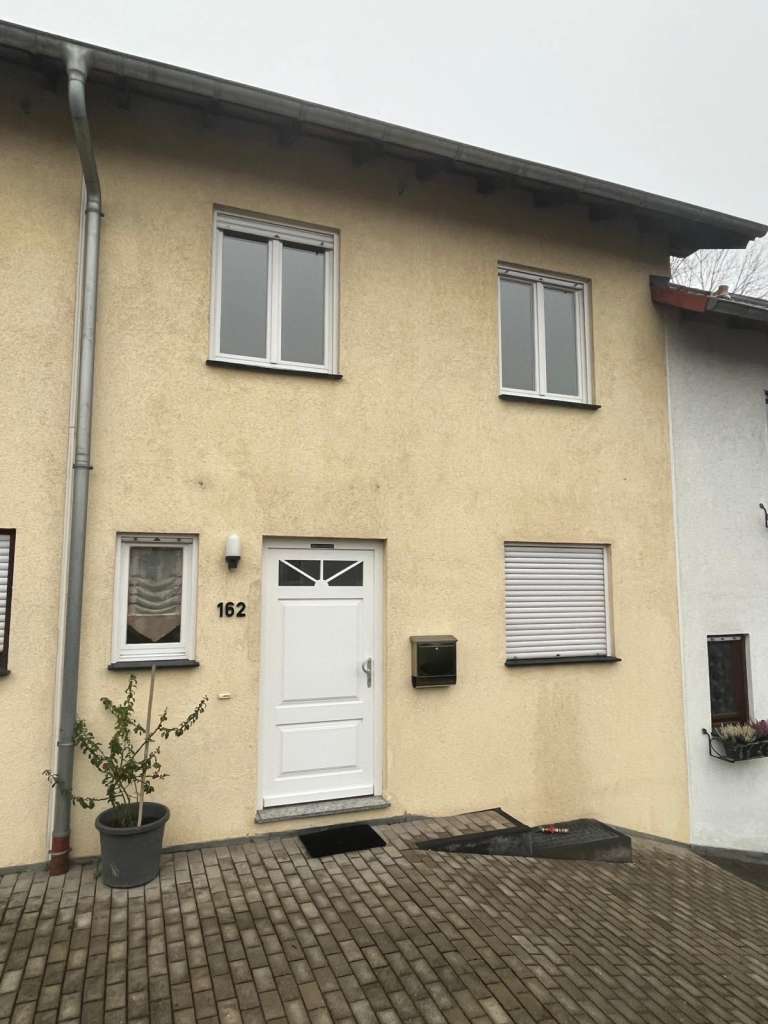 BAU.DE / BAU-Forum: 5. Bild zu Frage "Wasserschaden im Keller: Ursachen, Schimmelbildung & Ma&szlig;nahmen zur Beseitigung?" im BAU-Forum "Modernisierung / Sanierung / Bausch&auml;den"