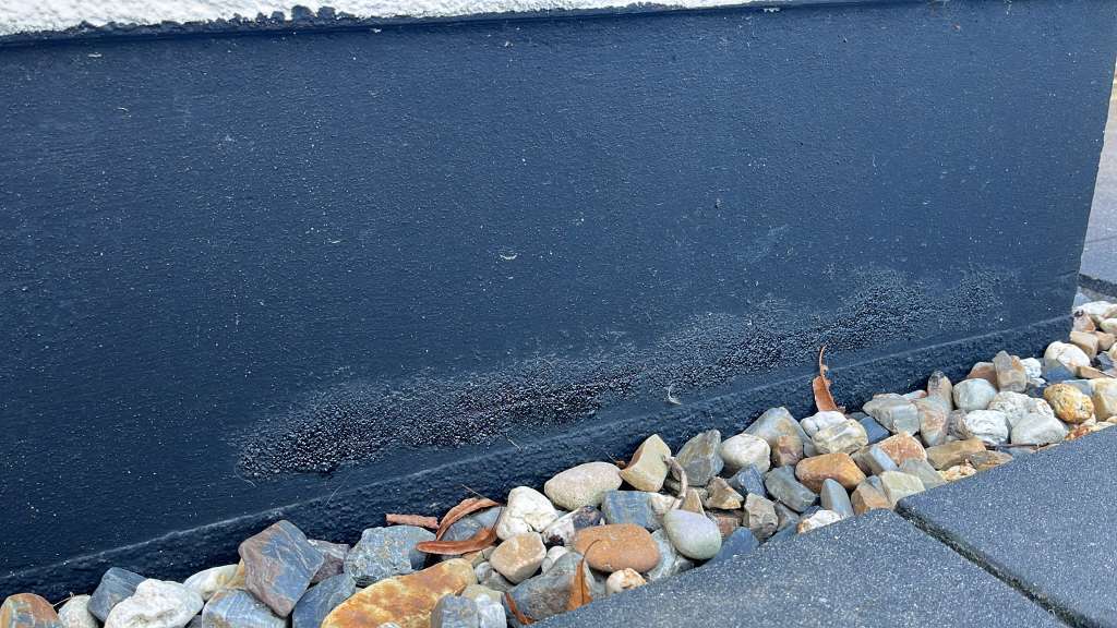 BAU.DE / BAU-Forum: 3. Bild zu Frage "Wassereintragung an 1. Steinreihe in mehrern Zimmern - Leckageorter &uuml;berfragt :-/" im BAU-Forum "Modernisierung / Sanierung / Bausch&auml;den"