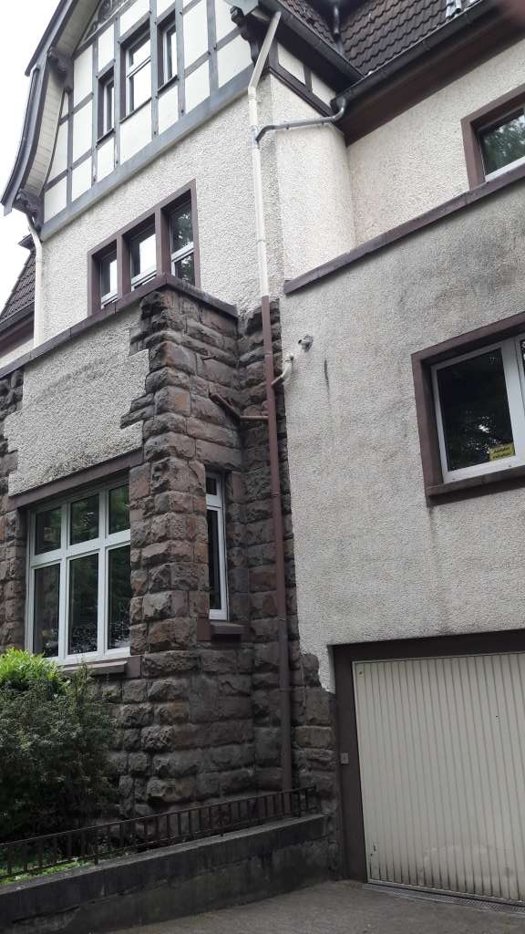 BAU.DE / BAU-Forum: 1. Bild zu Frage "Sanierung der Loggia" im BAU-Forum "Modernisierung / Sanierung / Bausch&auml;den"