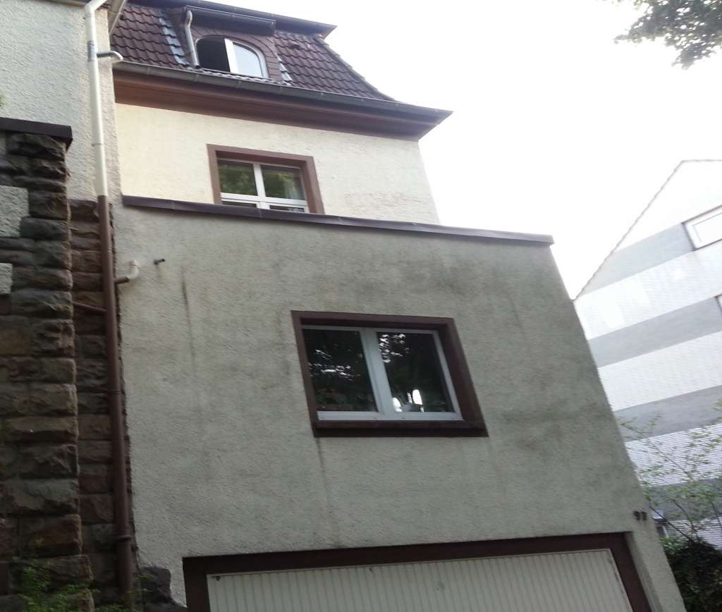 BAU.DE / BAU-Forum: 2. Bild zu Frage "Sanierung der Loggia" im BAU-Forum "Modernisierung / Sanierung / Bausch&auml;den"