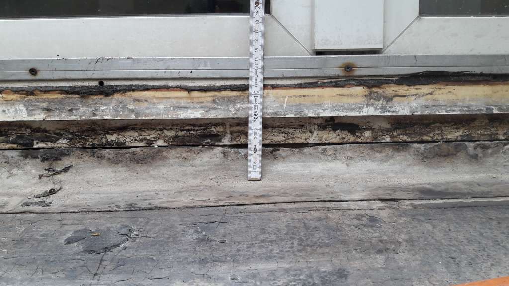 BAU.DE / BAU-Forum: 3. Bild zu Antwort "Antwort" auf die Frage "Loggia Sanierung: Aufbau, Abdichtungsprobleme & korrekte Ausf&uuml;hrung &ndash; Reihenfolge der Gewerke?" im BAU-Forum "Modernisierung / Sanierung / Bausch&auml;den"