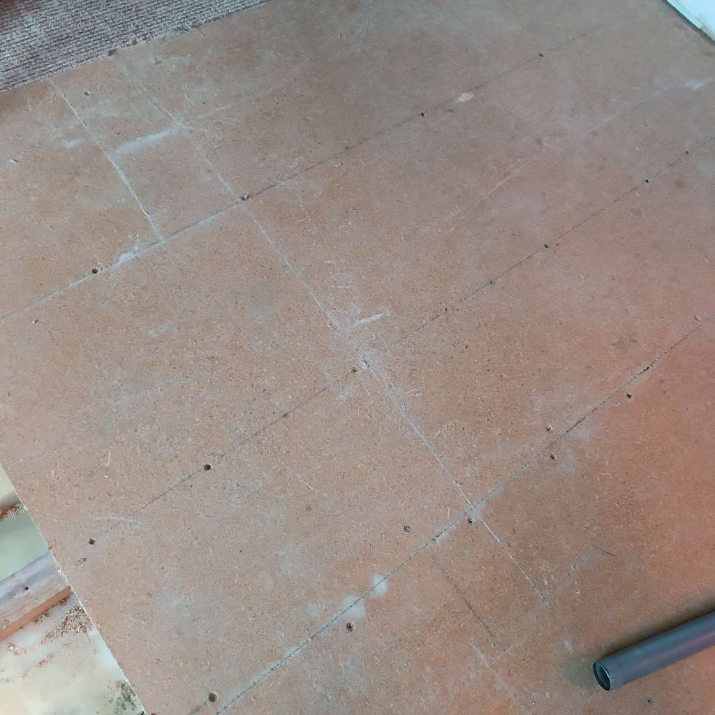 BAU.DE / BAU-Forum: 2. Bild zu Frage "Trittschall und Knarzen reduzieren: Ma&szlig;nahmen f&uuml;r Balkendecke im Altbau" im BAU-Forum "Modernisierung / Sanierung / Bausch&auml;den"