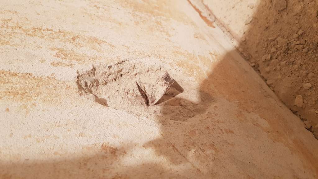 BAU-Forumsbeitrag: Metallbleche in Kellerwand - Rost nach Wasserschaden behandeln? BAU-Forumsbeitrag: Metallbleche in Kellerwand - Rost nach Wasserschaden behandeln?