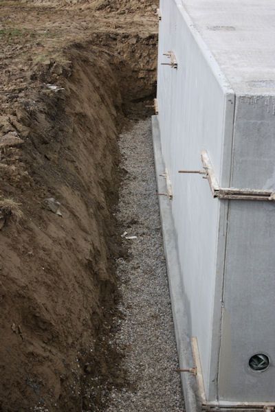 BAU.DE / BAU-Forum: 1. Bild zu Frage "Gew&auml;hrter Arbeitsraum des Nachbarn zu gro&szlig;! Was tun?" im BAU-Forum "Tiefbau und Spezialtiefbau"