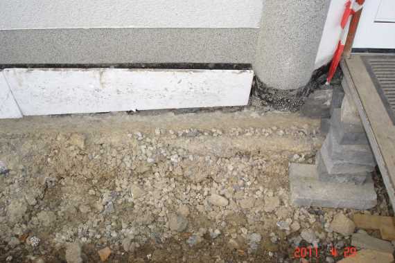 BAU.DE / BAU-Forum: 2. Bild zu Frage "Bodenplatte Vertikalabdichtung: Methoden, Materialien & Kosten im Überblick" im BAU-Forum "Tiefbau und Spezialtiefbau" BAU.DE / BAU-Forum: 2. Bild zu Frage "Bodenplatte Vertikalabdichtung: Methoden, Materialien & Kosten im Überblick" im BAU-Forum "Tiefbau und Spezialtiefbau"