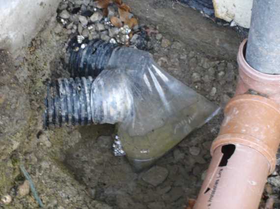 BAU.DE / BAU-Forum: 1. Bild zu Antwort "Bodenplatte vertikal abdichten – Methoden und Materialien" auf die Frage "Bodenplatte Vertikalabdichtung: Methoden, Materialien & Kosten im Überblick" im BAU-Forum "Tiefbau und Spezialtiefbau" BAU.DE / BAU-Forum: 1. Bild zu Antwort "Bodenplatte vertikal abdichten – Methoden und Materialien" auf die Frage "Bodenplatte Vertikalabdichtung: Methoden, Materialien & Kosten im Überblick" im BAU-Forum "Tiefbau und Spezialtiefbau"