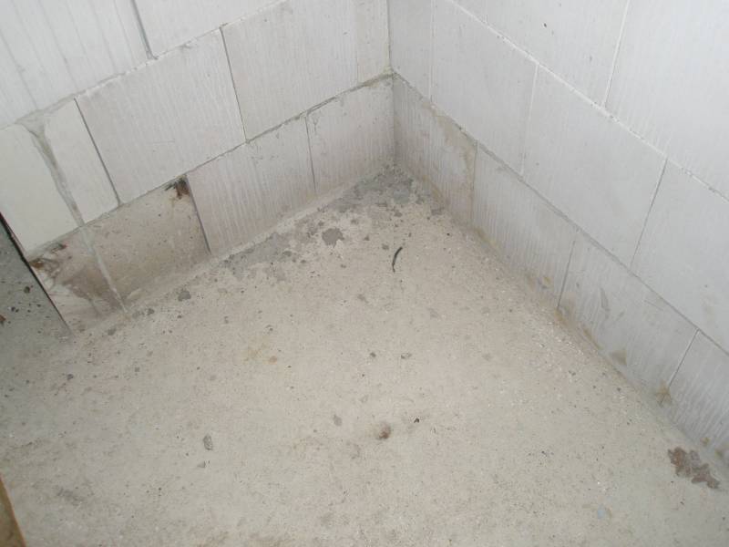 BAU.DE / BAU-Forum: 1. Bild zu Antwort "Flexschlämme als Horizontalsperre" auf die Frage "Horizontalsperre Kelleraußenwand: Kosten, Methoden & Risiken bei fehlender Abdichtung?" im BAU-Forum "Tiefbau und Spezialtiefbau" BAU.DE / BAU-Forum: 1. Bild zu Antwort "Flexschlämme als Horizontalsperre" auf die Frage "Horizontalsperre Kelleraußenwand: Kosten, Methoden & Risiken bei fehlender Abdichtung?" im BAU-Forum "Tiefbau und Spezialtiefbau"