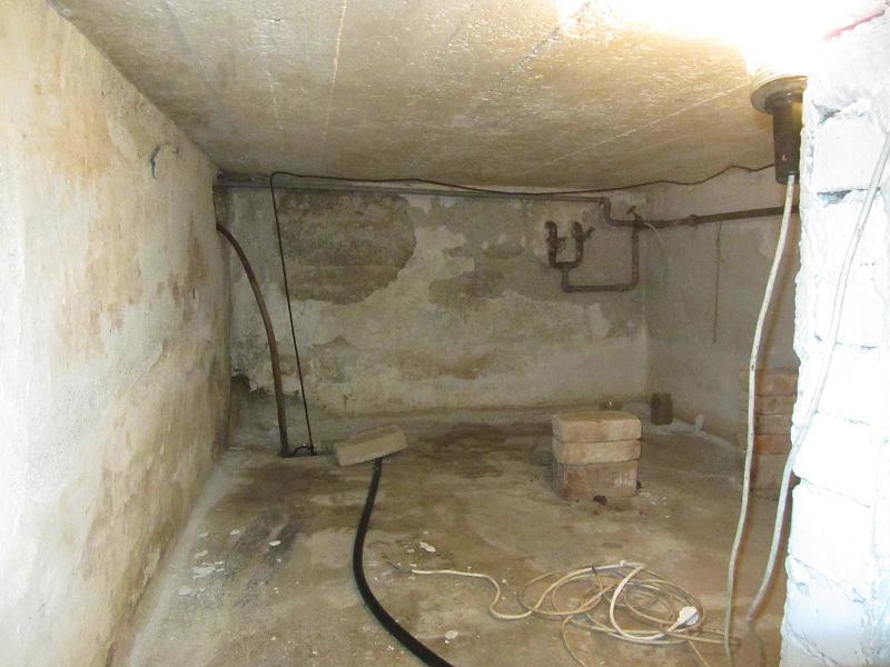 BAU.DE / BAU-Forum: 4. Bild zu Frage "Altbau, Keller und Fundament abdichten" im BAU-Forum "Tiefbau und Spezialtiefbau" BAU.DE / BAU-Forum: 4. Bild zu Frage "Altbau, Keller und Fundament abdichten" im BAU-Forum "Tiefbau und Spezialtiefbau"