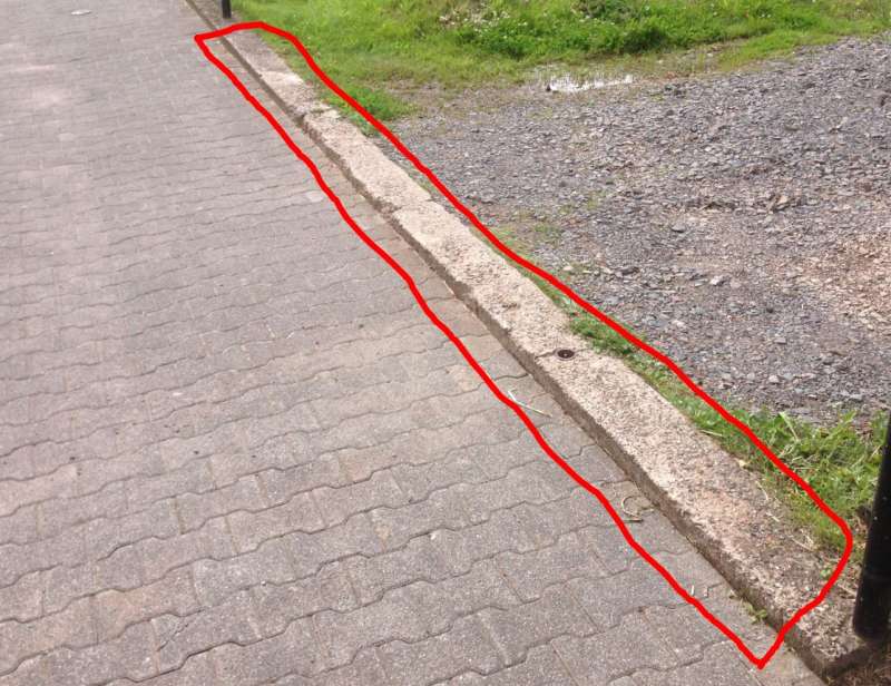 BAU.DE / BAU-Forum: 1. Bild zu Frage "Wie kann ich ca. 5 cm einer Mauer "abfräsen"?" im BAU-Forum "Tiefbau und Spezialtiefbau" BAU.DE / BAU-Forum: 1. Bild zu Frage "Wie kann ich ca. 5 cm einer Mauer "abfräsen"?" im BAU-Forum "Tiefbau und Spezialtiefbau"