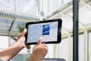 Wintergarten-Rollladen: Effektiver Hitzeschutz und Energieeffizienz zu jeder Jahreszeit - Bild: schanz.de