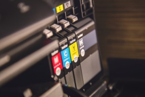 Drucken im Handwerksbetrieb und Heimb&uuml;ro: Wie kompatible Patronen die Betriebskosten senken - Bild: tookapic / Pixabay