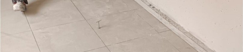 Revisionsklappen und Bodenluken: Hauptvorteile der Verwendung im modernen Bauwesen