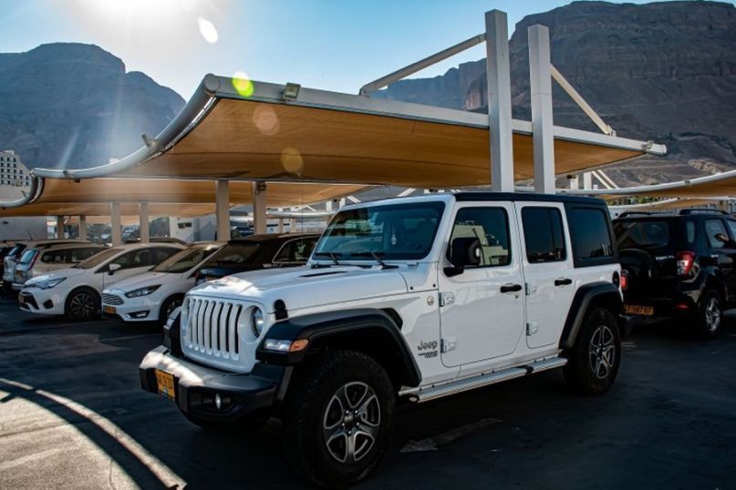 Photovoltaik-Carport, Solar-Carport, Solardach, Solar&uuml;berdachung, PV-&Uuml;berdachung, PV-Carport, Energie-Carport, Solarpanel-&Uuml;berdachung, Solarparkplatz, Solare Parkplatzabdeckung