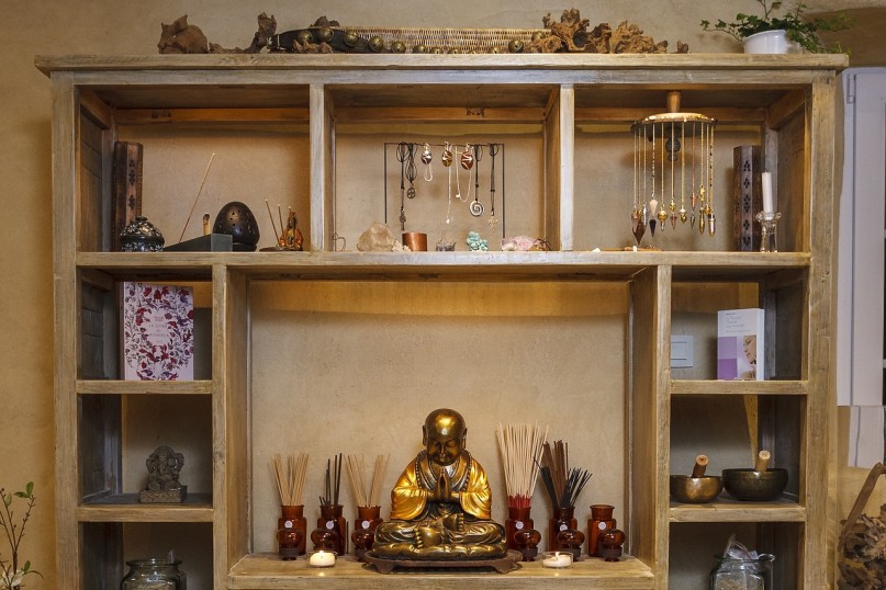 Ein optimaler Fluss der Energie wird durch die Balance der f&uuml;nf Elemente - Holz, Feuer, Erde, Metall und Wasser - erreicht