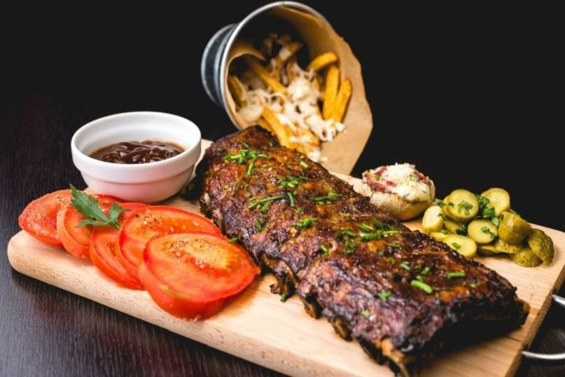 Ein Grillthermometer ist ein technisches Messger&auml;t, das dazu dient, die exakte Temperatur von Grillgut oder die Umgebungstemperatur im Inneren eines Grills zu bestimmen.